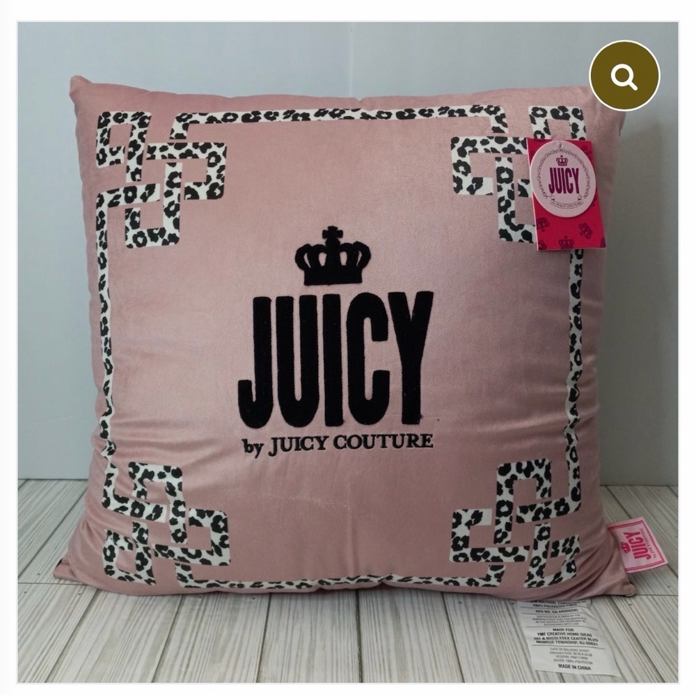 2-Juicy Couture Clara Jumbo Square Throw Pillow 20X20 NWT set of 2
